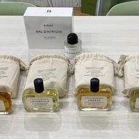 画像1757：ボッテガヴェネタ　イントレチャート　コンパクトジップ　ウォレット　黒
