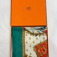 画像2344：ボッテガヴェネタ　イントレチャート　コンパクトジップ　ウォレット　黒